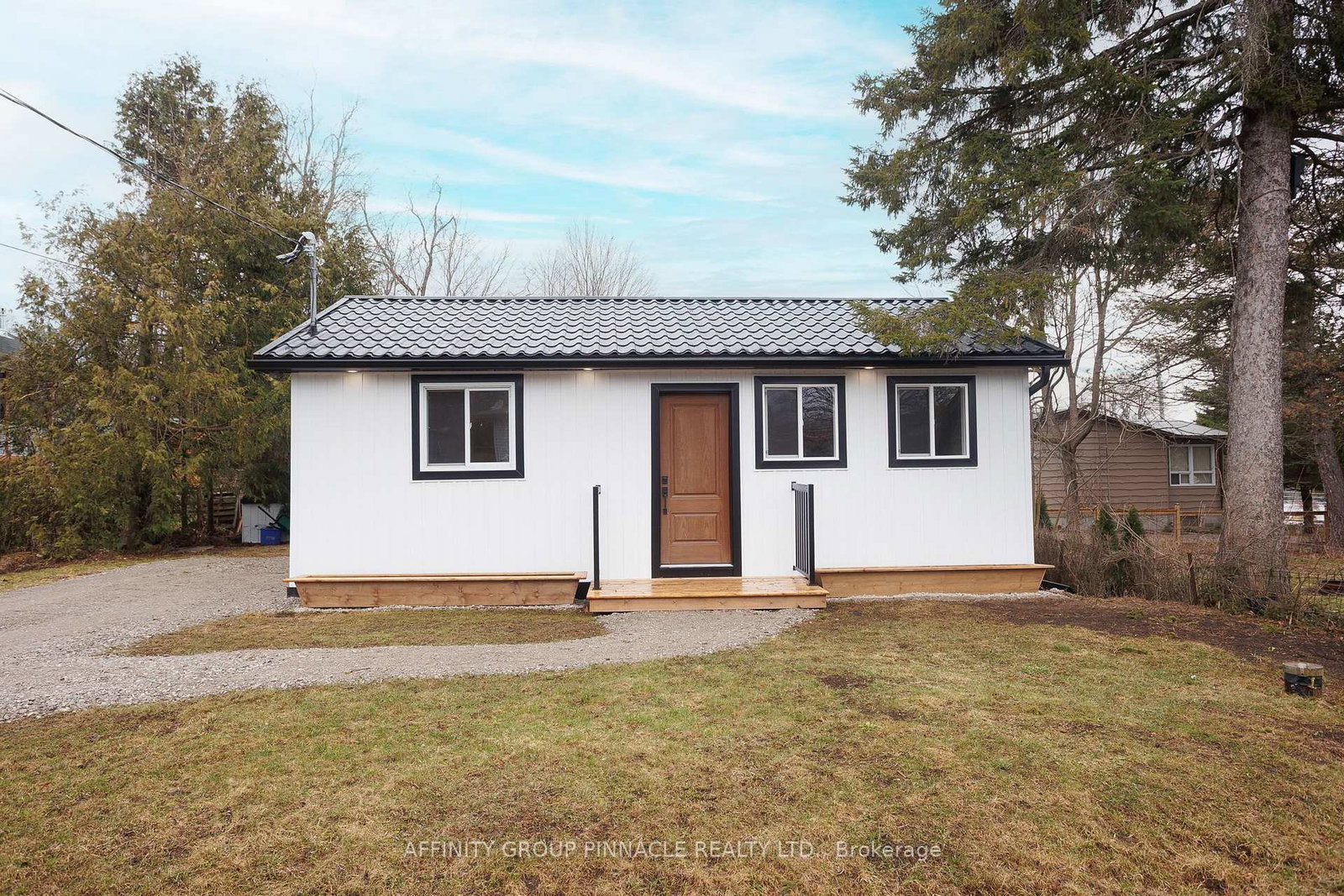 6-queen-street-kawartha-lakes-ontario-x12096133