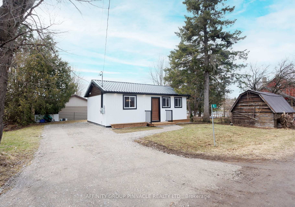 6-queen-street-kawartha-lakes-ontario-x12096133