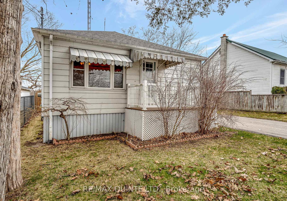 25-valleyview-crescent-belleville-ontario-x12096208