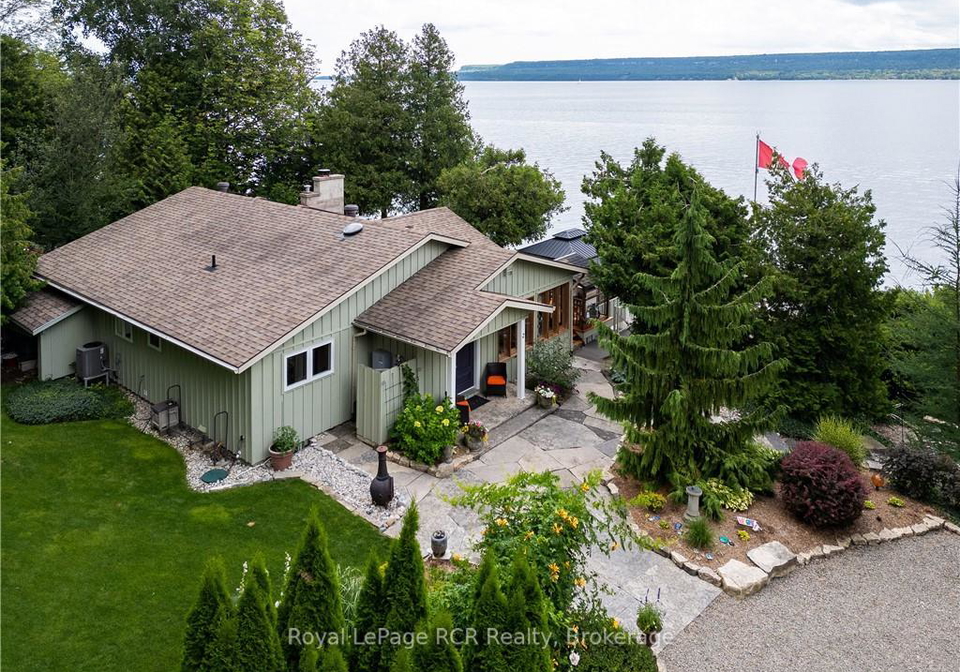 2-1st-avenue-south-bruce-peninsula-ontario-x12097845