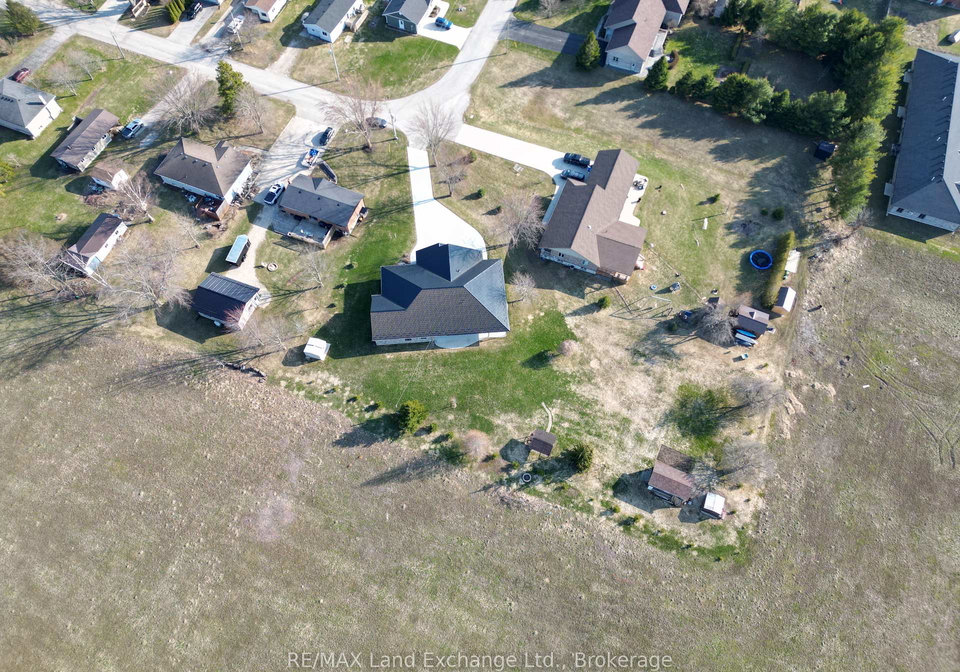 1-cameron-street-kincardine-ontario-x12097875