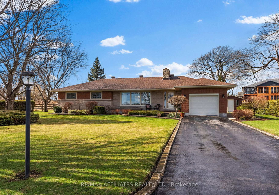 1680-county-2-road-augusta-ontario-x12098955