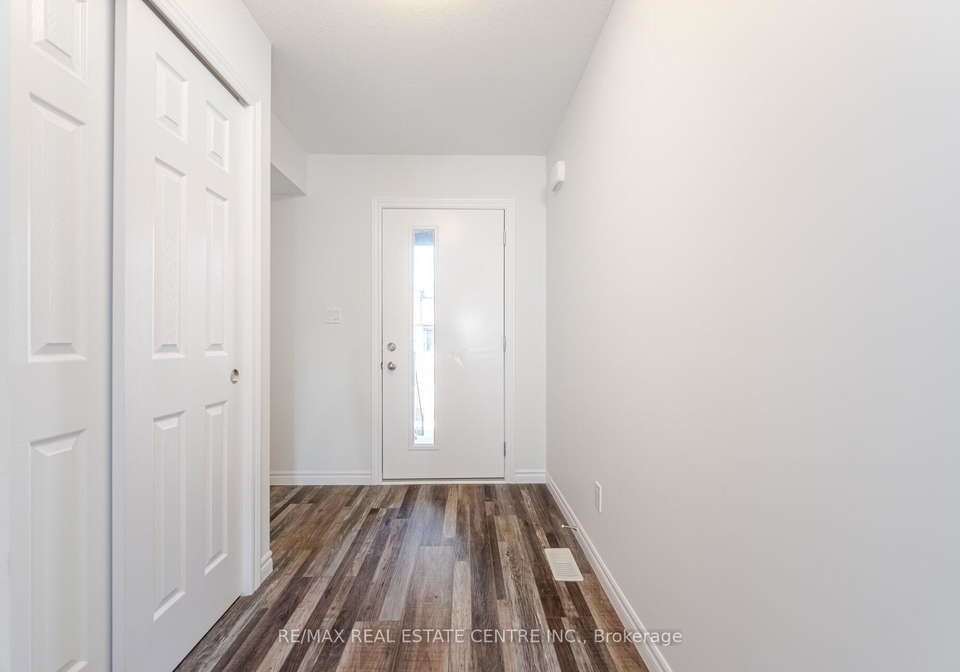 324-bradshaw-drive-stratford-ontario-x12099168