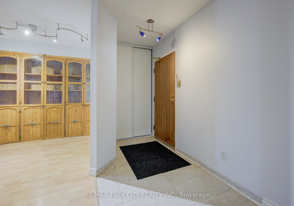 3085-kingsway-drive-kitchener-ontario-x12099215