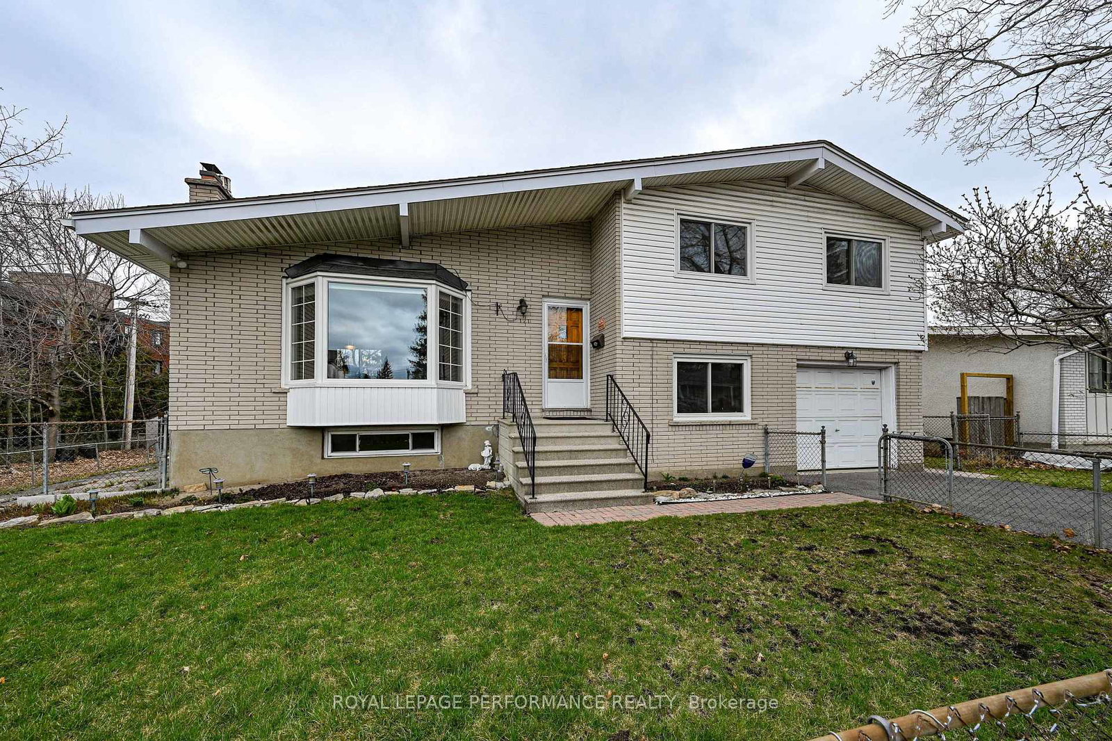 121-starwood-road-ottawa-ontario-x12099676