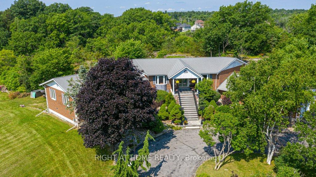 550-queen-street-e-gananoque-ontario-x12100328