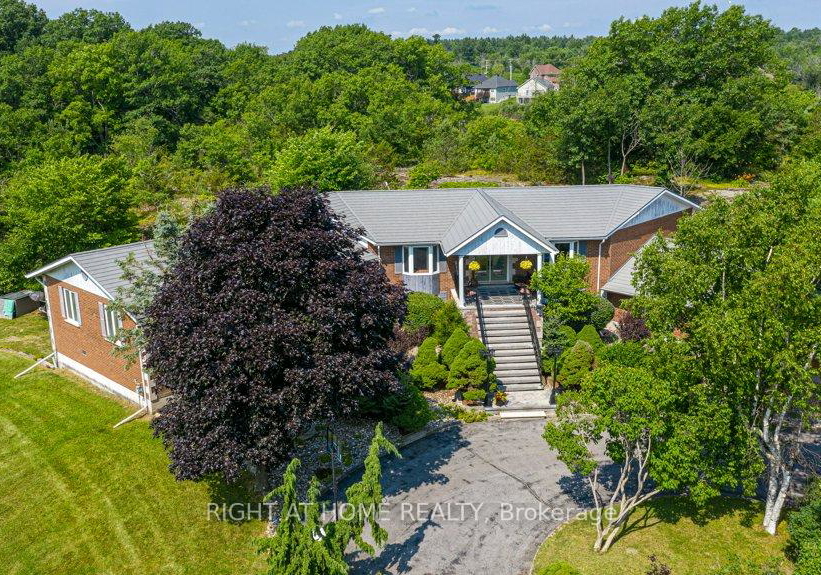 550-queen-street-e-gananoque-ontario-x12100328