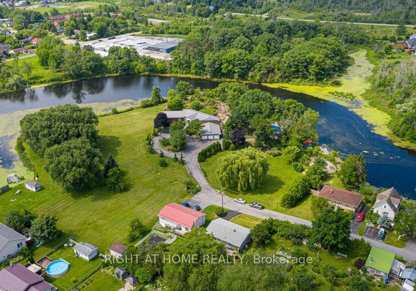 550-queen-street-e-gananoque-ontario-x12100328