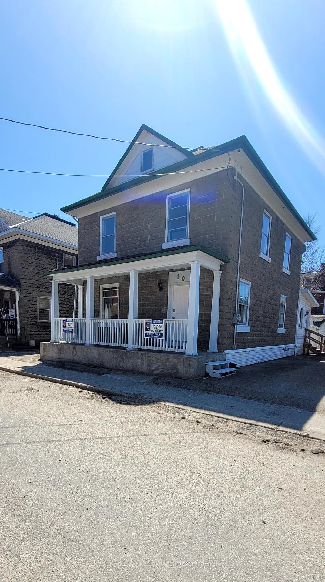 10-ogden-avenue-smith-falls-ontario-x12101011