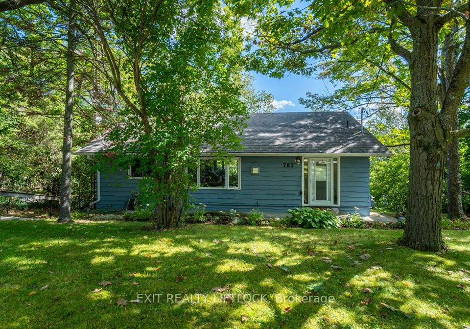 783-fifes-bay-marina-lane-smith-ennismore-lakefield-ontario-x12101201