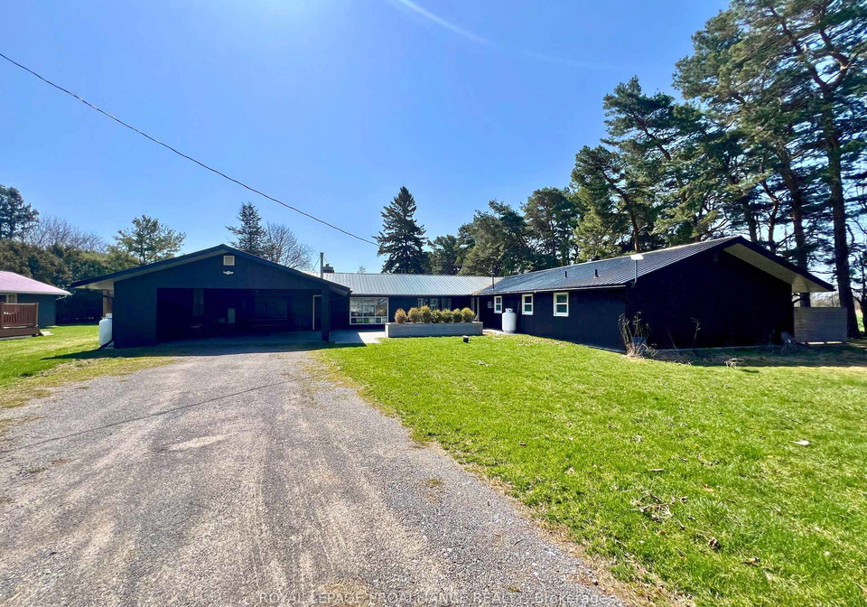 1163-county-road-11-prince-edward-county-ontario-x12101321