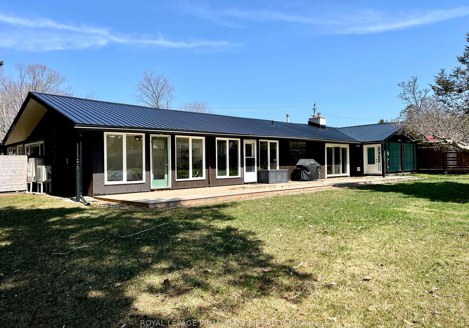 1163-county-road-11-prince-edward-county-ontario-x12101321
