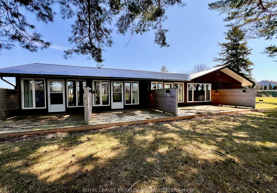 1163-county-road-11-prince-edward-county-ontario-x12101321