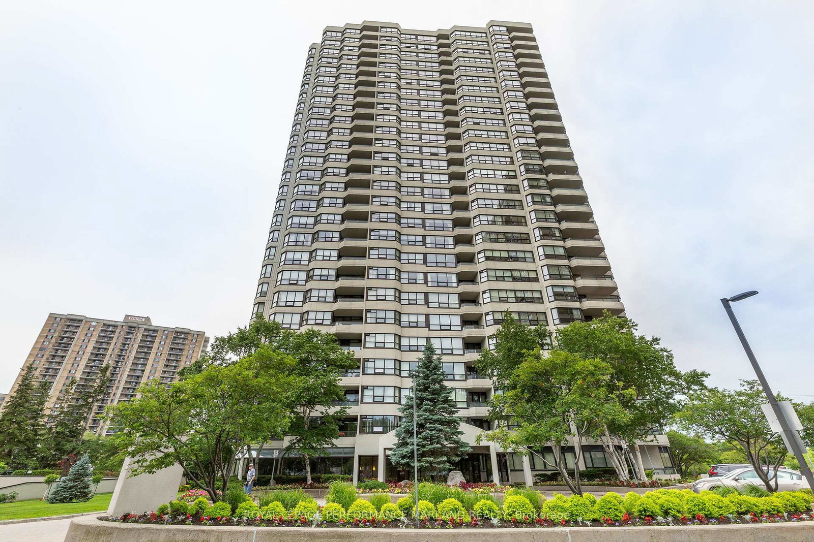 1510-riverside-drive-ottawa-ontario-x12101891