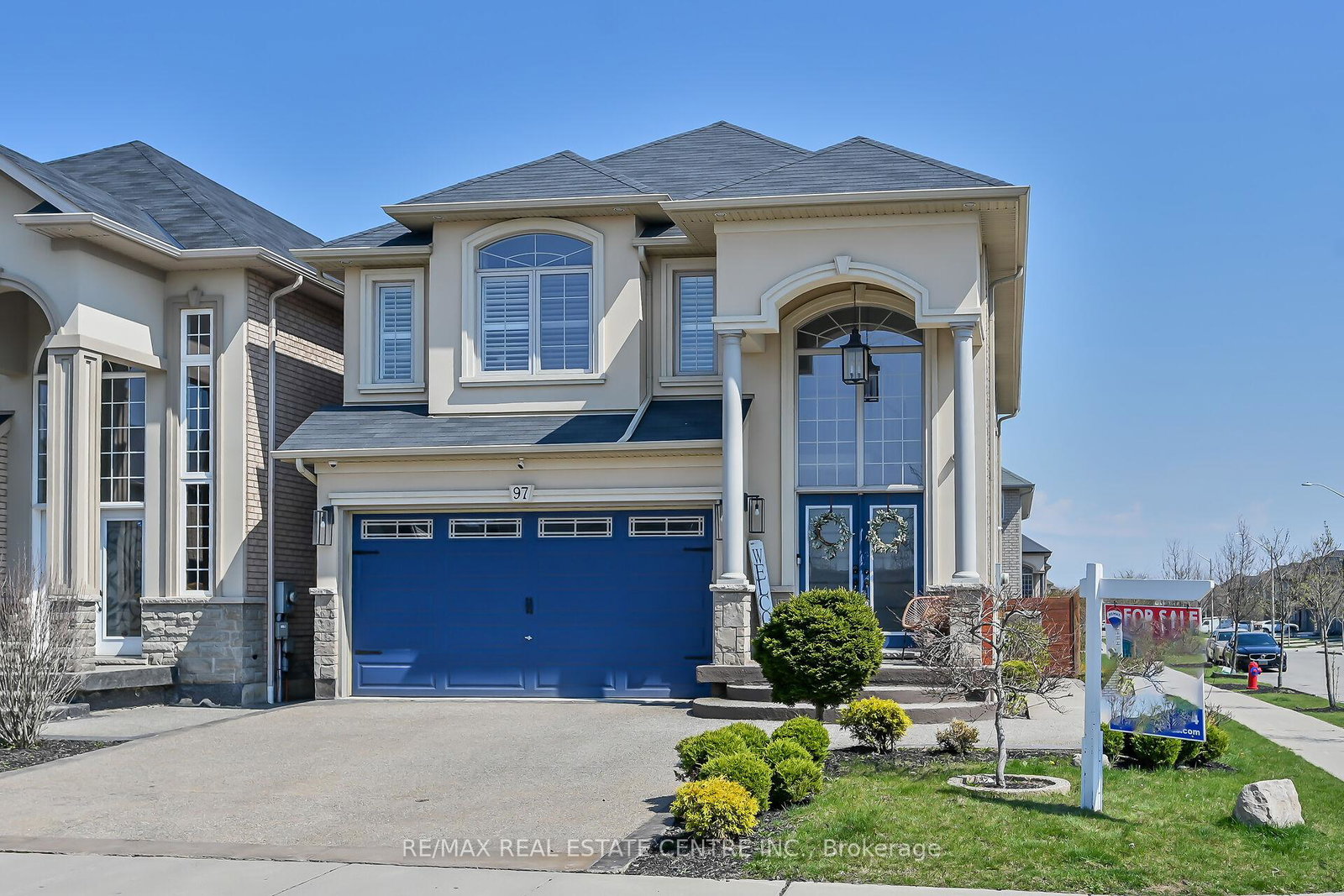 97-chartwell-circle-hamilton-ontario-x12102062