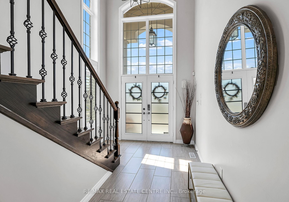 97-chartwell-circle-hamilton-ontario-x12102062