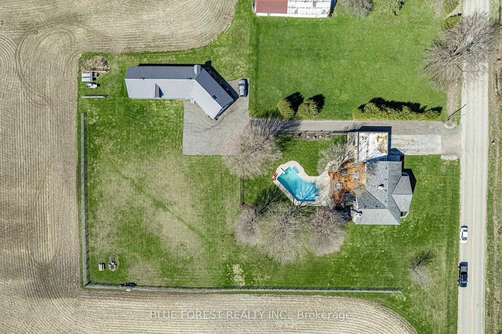 1645-gladstone-drive-thames-centre-ontario-x12102245