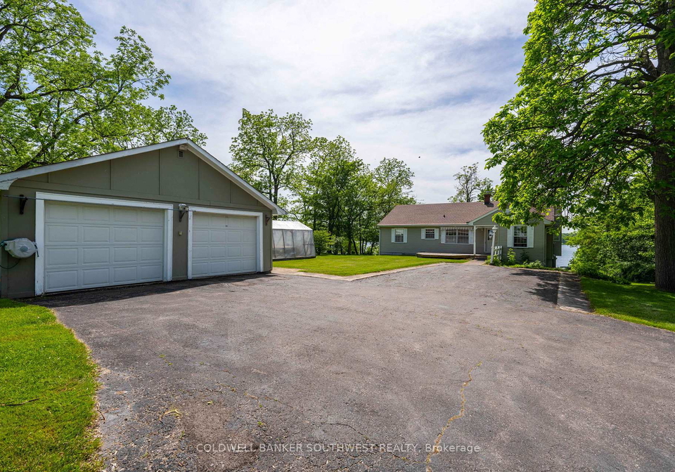 803-parkway-st-clair-ontario-x12103140