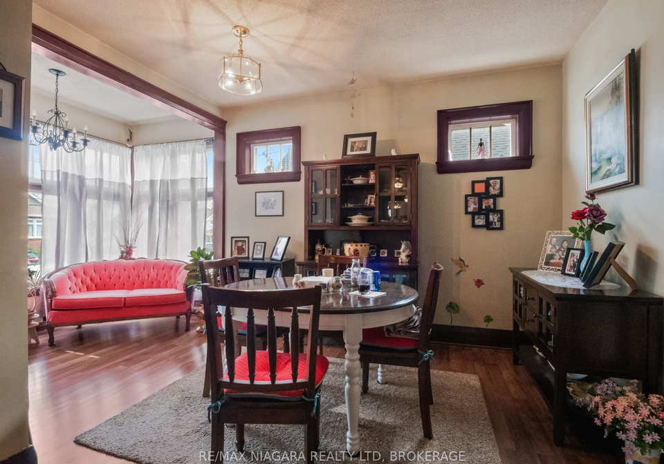 215-phipps-street-fort-erie-ontario-x12103583