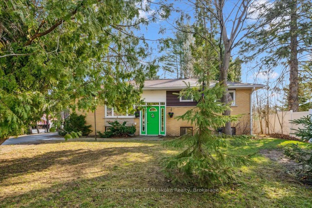 152-ann-street-bracebridge-ontario-x12103896