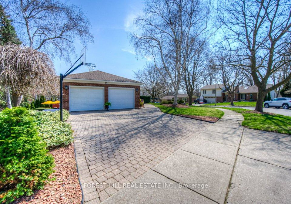 75-ridgewood-crescent-waterloo-ontario-x12104368