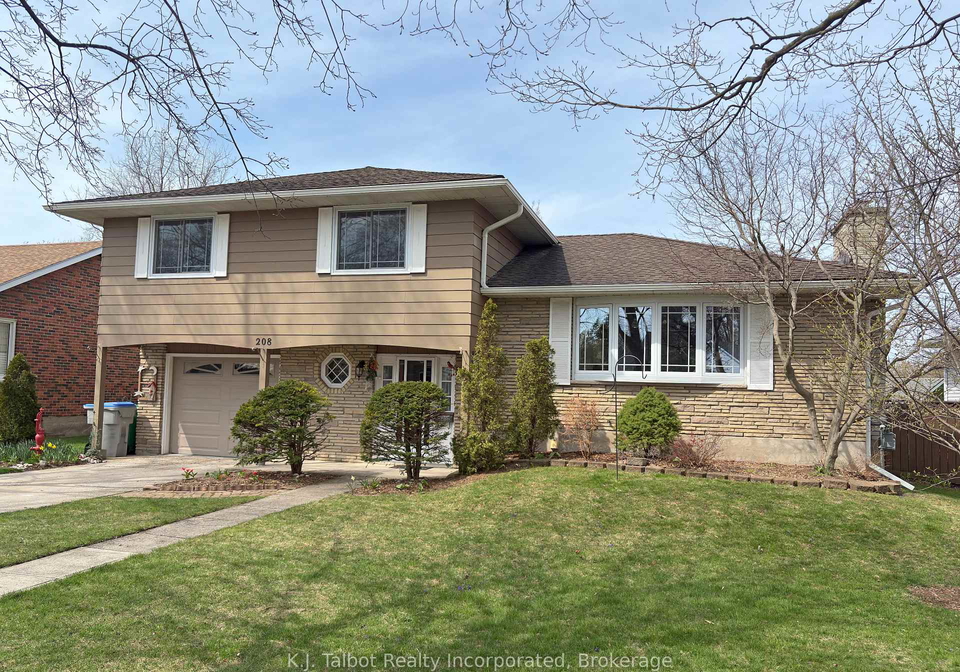 208-palmerston-street-goderich-ontario-x12104379