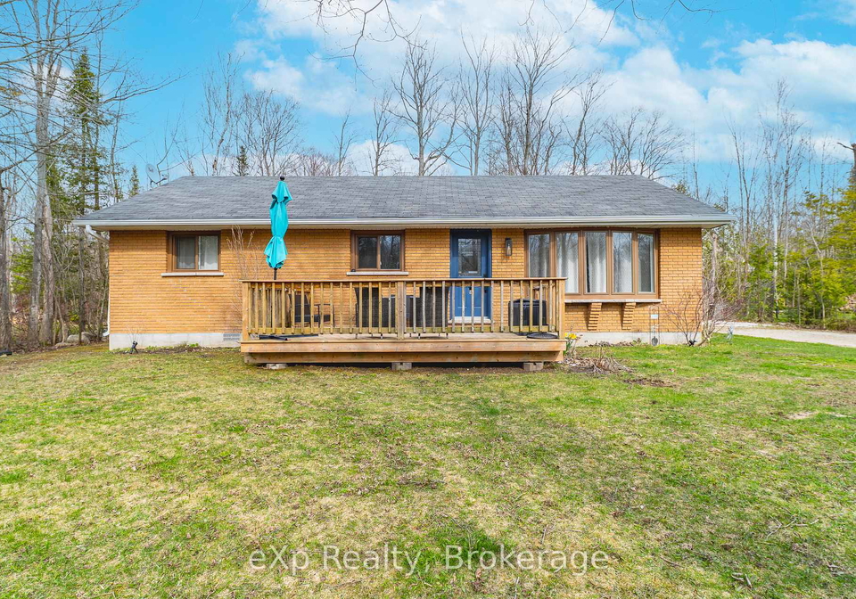 15-mapleport-crescent-south-bruce-peninsula-ontario-x12104795