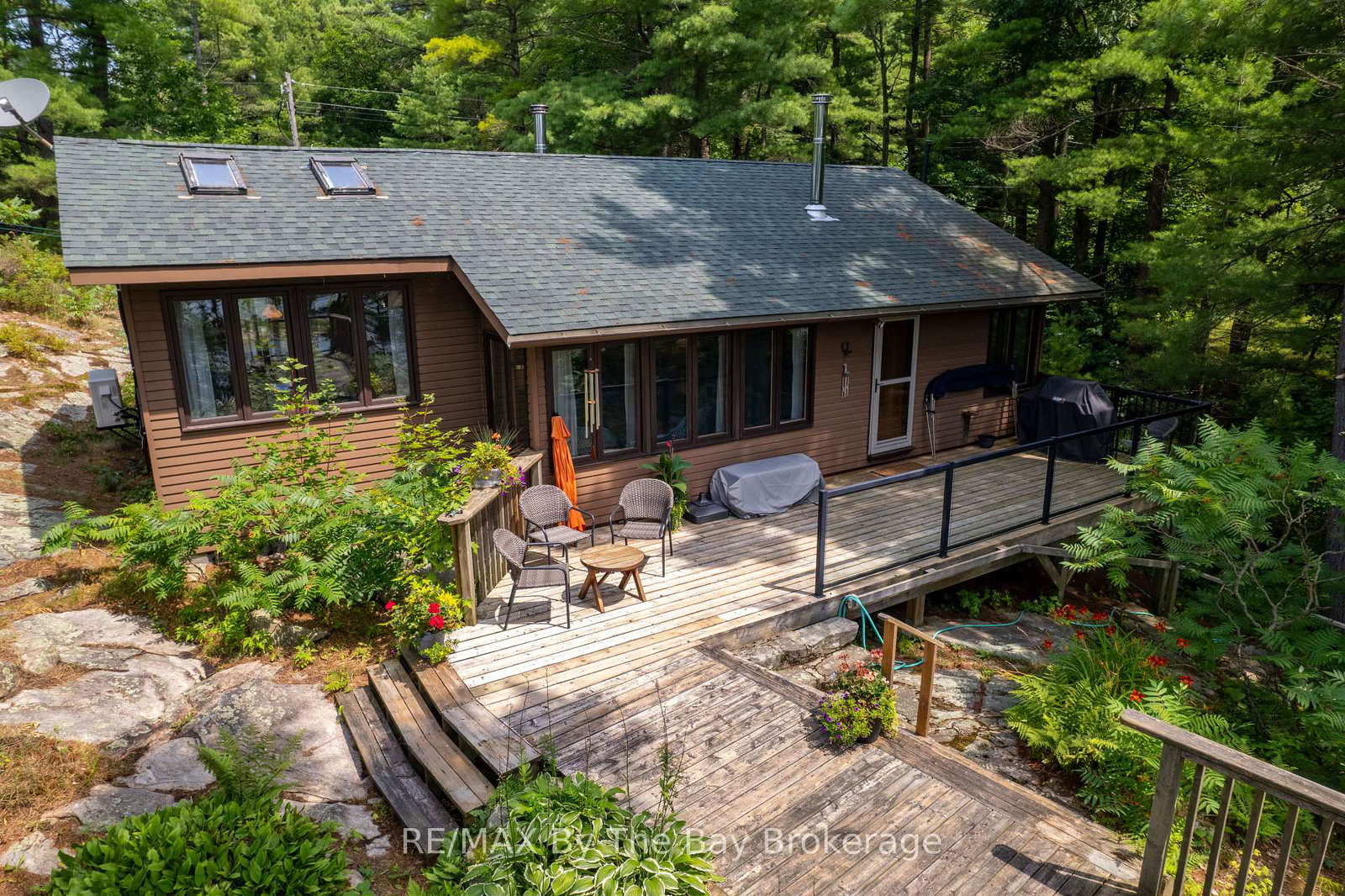15598-georgian-bay-shore-georgian-bay-ontario-x12104867