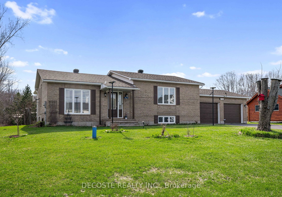 6124-macbain-street-south-glengarry-ontario-x12105971