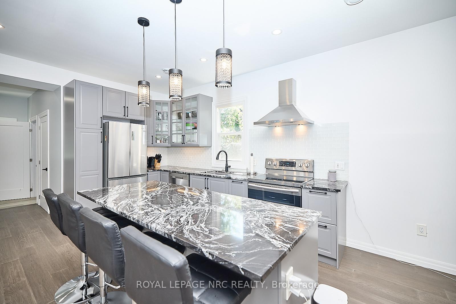2-fairburn-avenue-st-catharines-ontario-x12106016