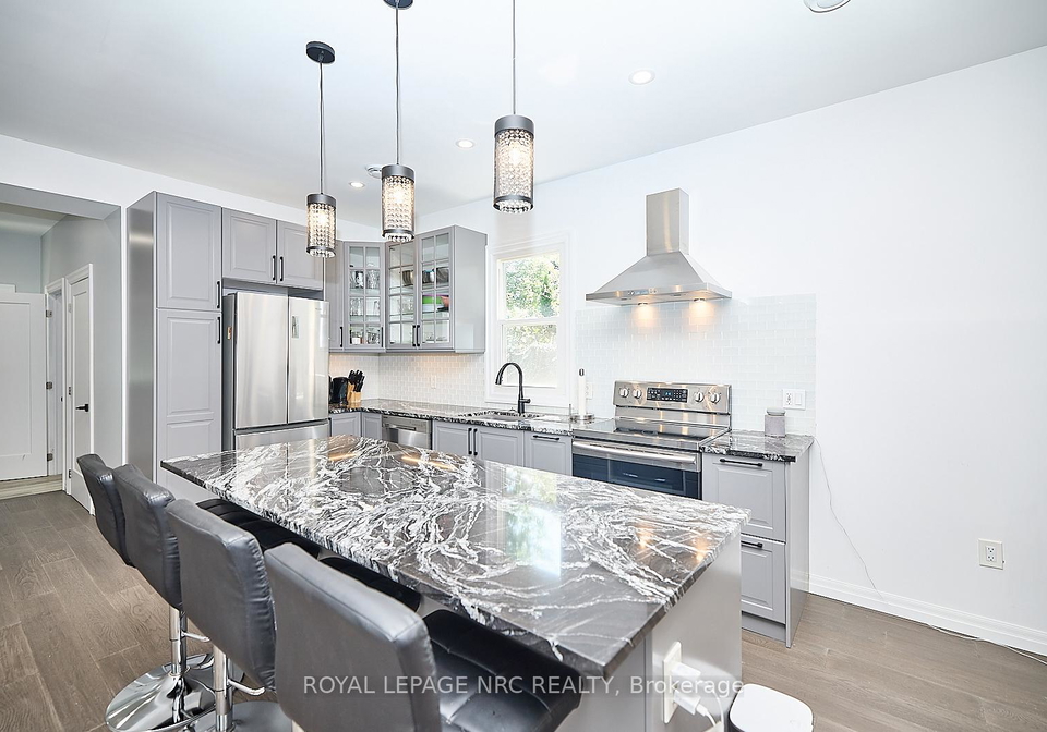 2-fairburn-avenue-st-catharines-ontario-x12106016