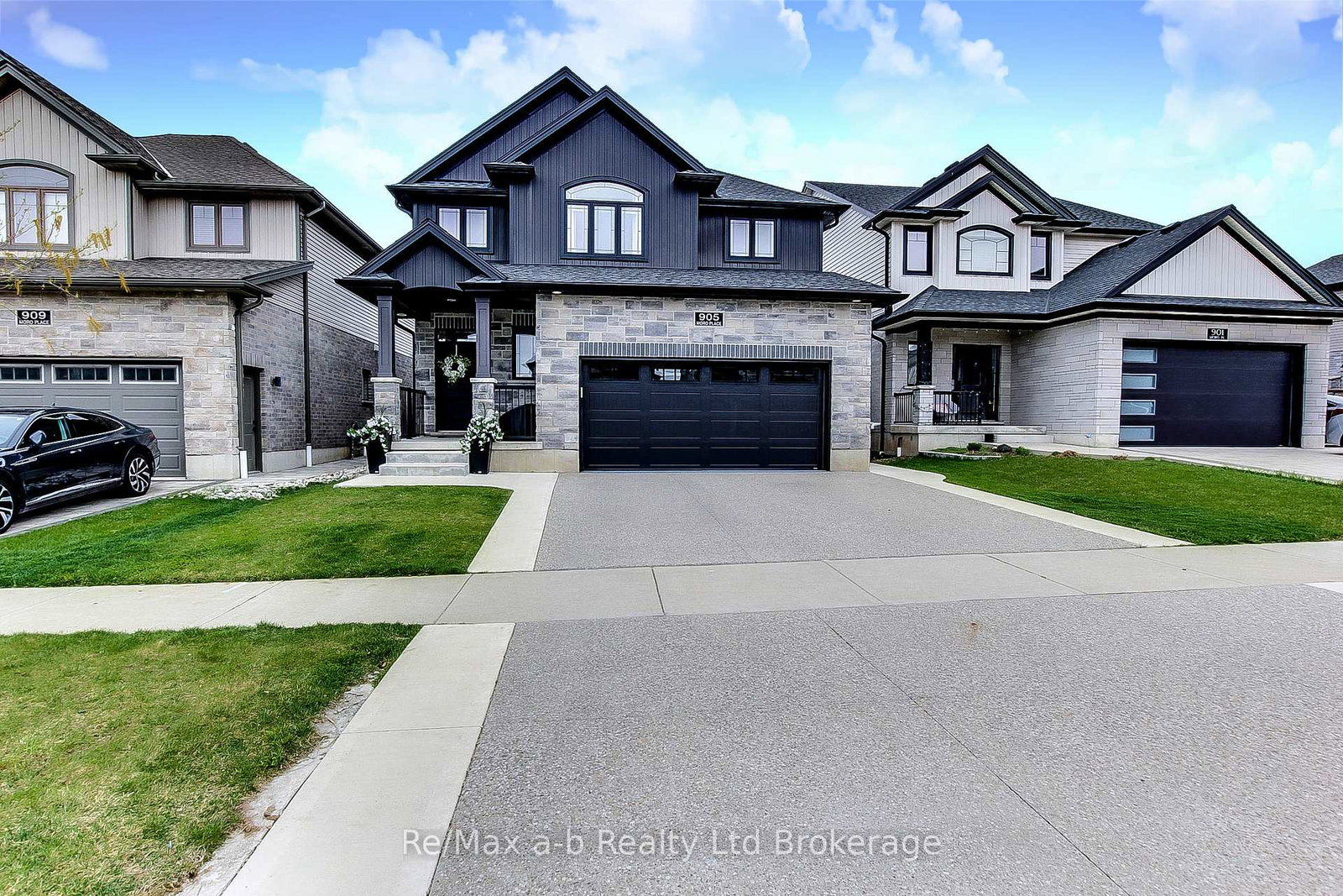905-moro-place-woodstock-ontario-x12107056