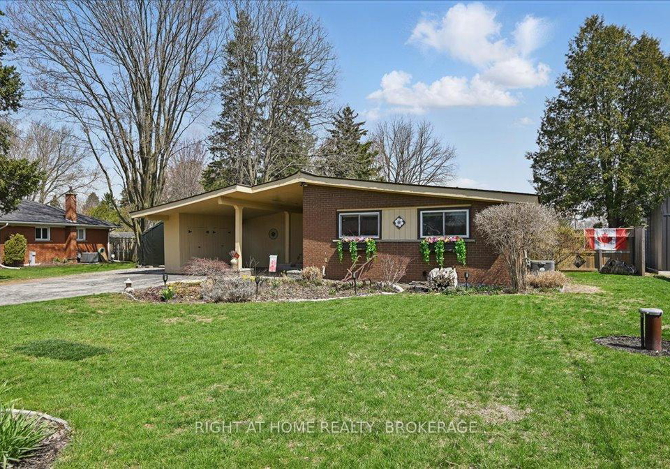 31-taylor-crescent-hamilton-ontario-x12107100