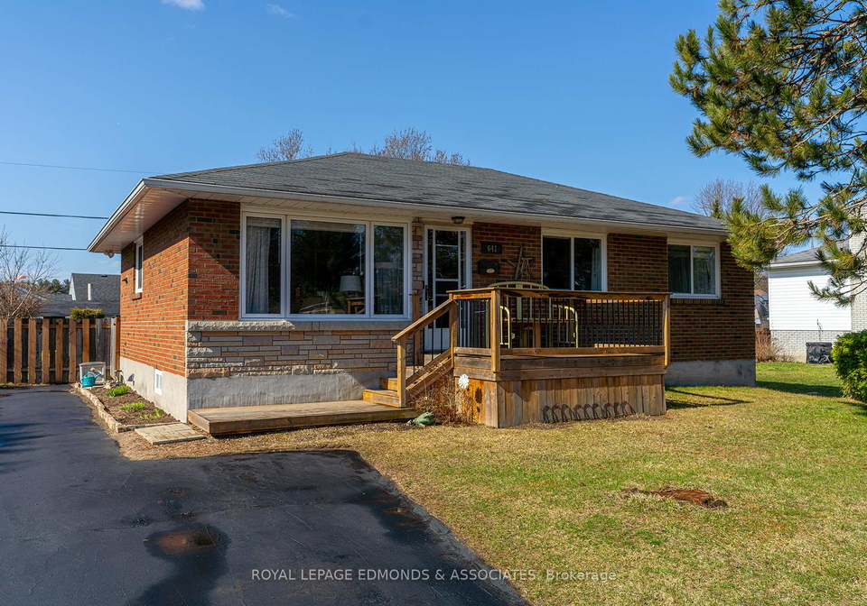 641-pine-street-petawawa-ontario-x12107253