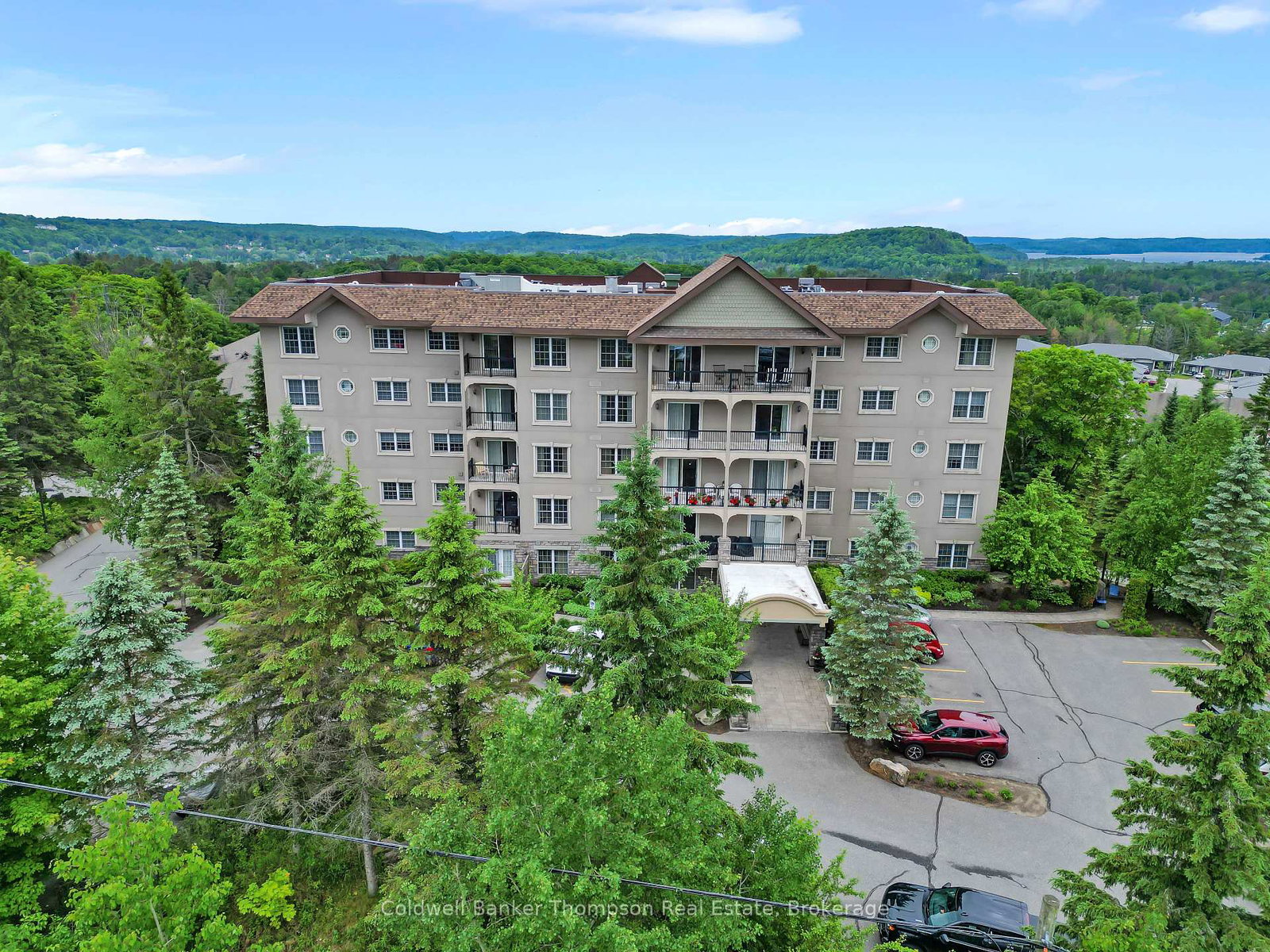 4-legacy-lane-huntsville-ontario-x12107479