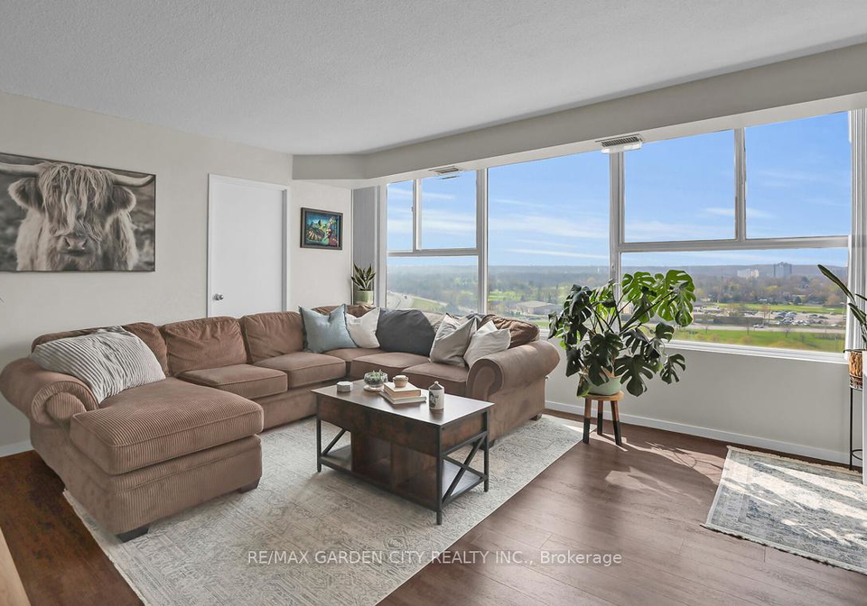 7-gale-crescent-st-catharines-ontario-x12107759