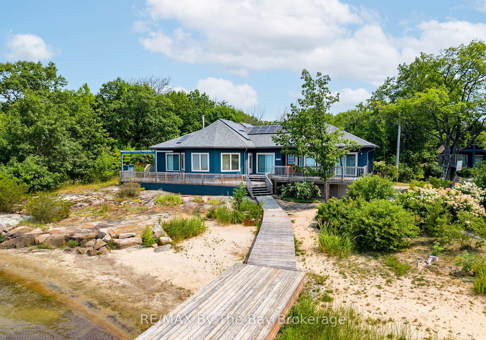 3854-is-630-georgian-bay-ontario-x12107893