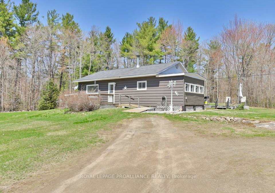 708-skootamatta-lake-road-frontenac-ontario-x12108614