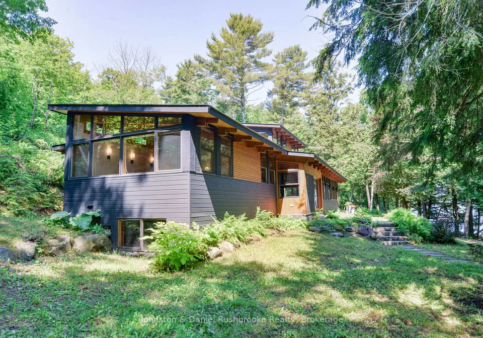 10-bala-park-island-muskoka-lakes-ontario-x12108687