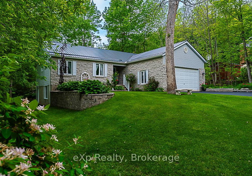 5-15th-avenue-south-bruce-peninsula-ontario-x12109285
