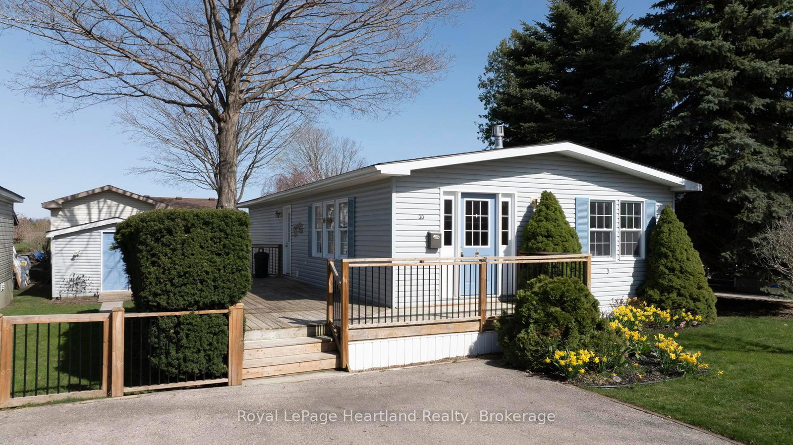 30-algonquin-lane-ashfield-colborne-wawanosh-ontario-x12109747