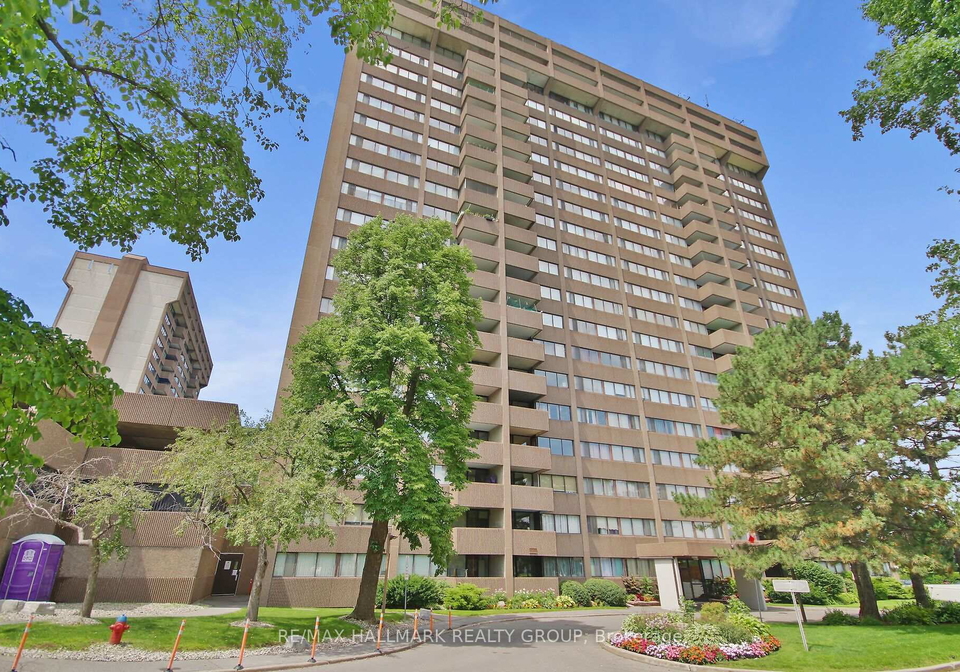 1285-cahill-drive-ottawa-ontario-x12110369