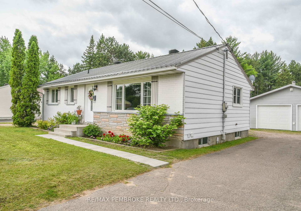 17-charles-street-petawawa-ontario-x12110867
