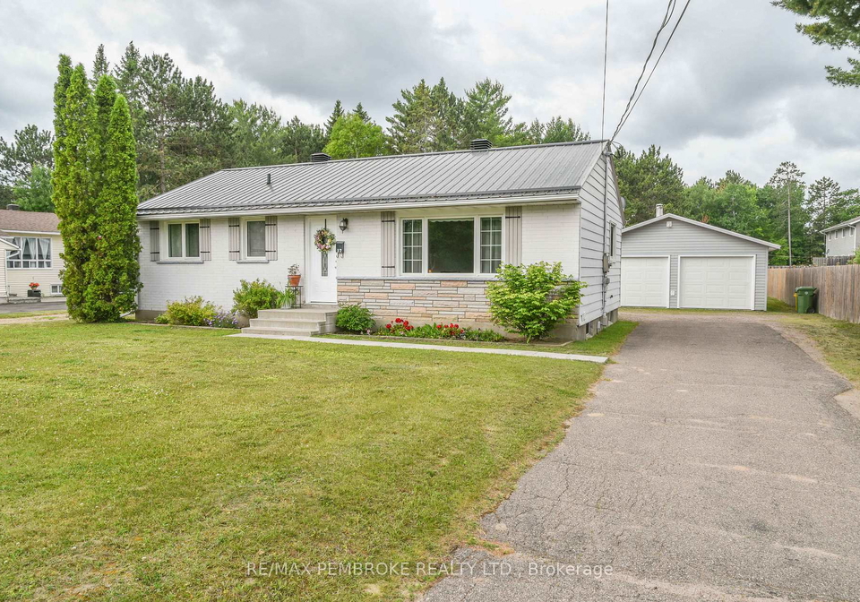 17-charles-street-petawawa-ontario-x12110867