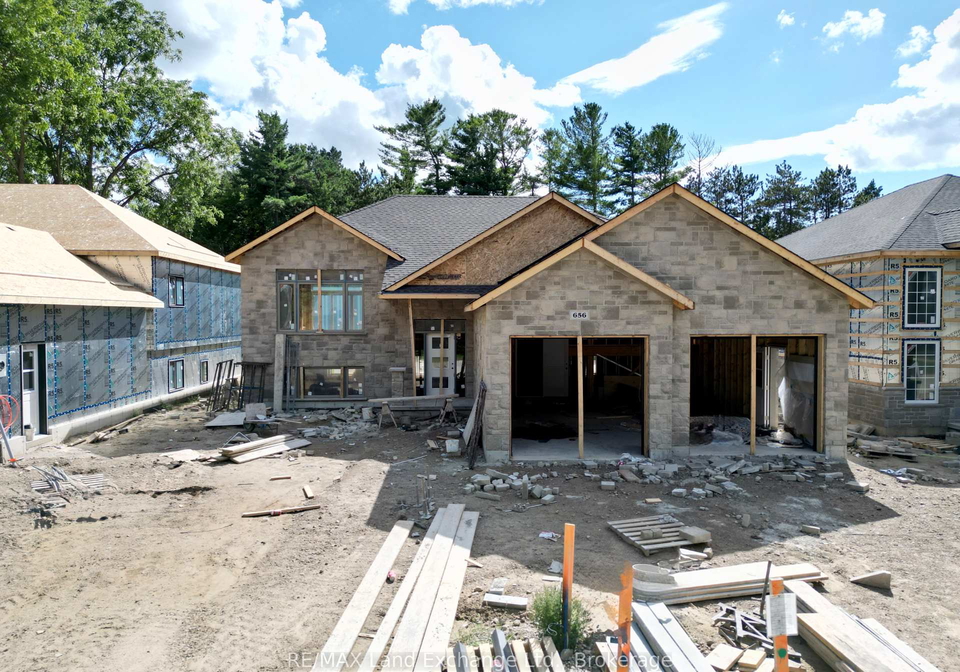 656-devonshire-road-saugeen-shores-ontario-x12110957