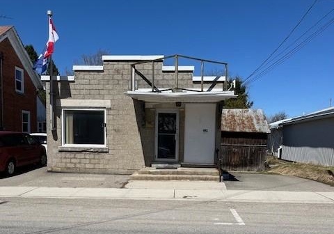 8-main-street-n-rideau-lakes-ontario-x12111044