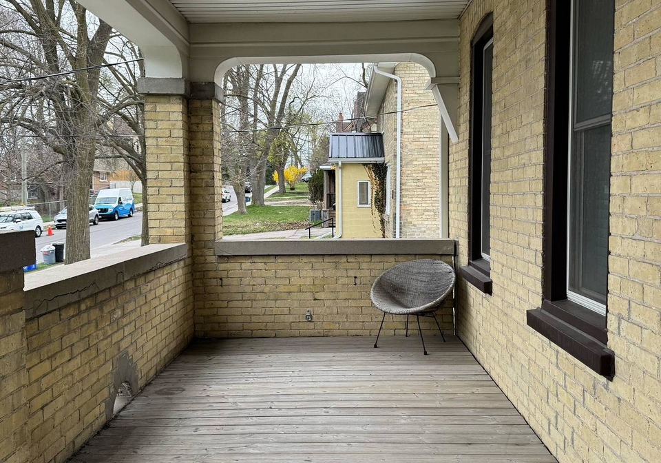 48-walter-street-kitchener-ontario-x12111348