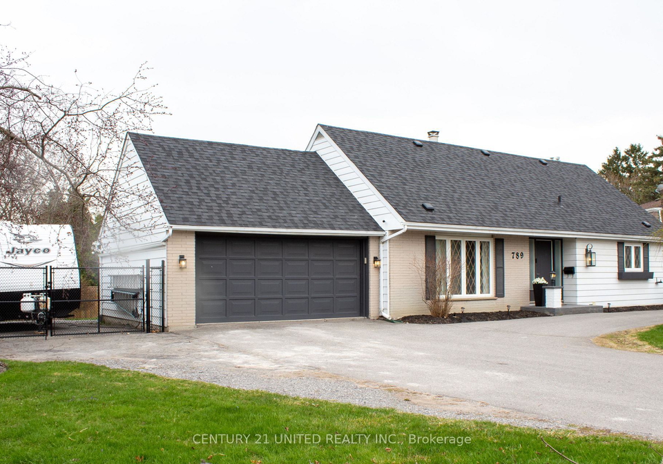 789-parkhill-road-w-peterborough-west-ontario-x12111370