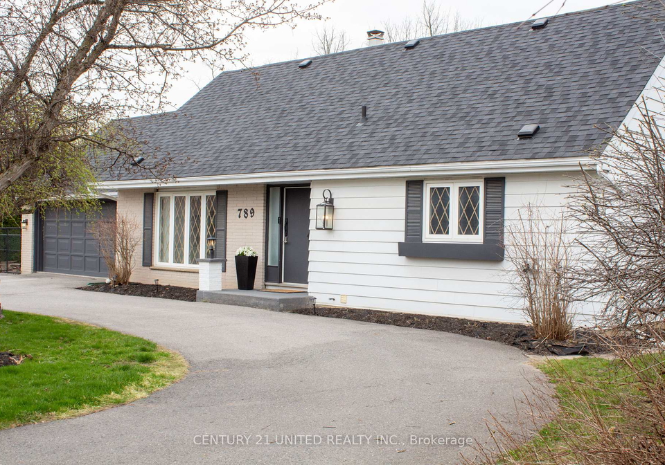 789-parkhill-road-w-peterborough-west-ontario-x12111370