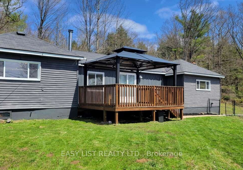 10419-28-north-kawartha-ontario-x12111452